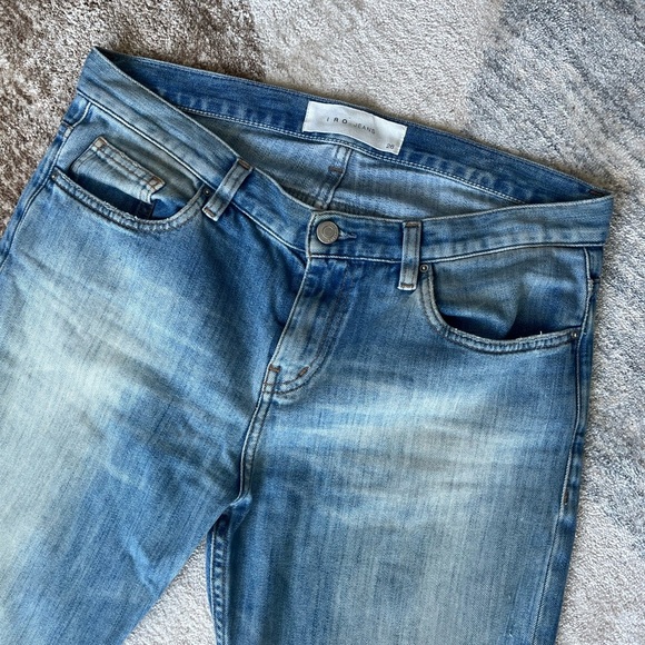 IRO Boyfriend Low Rise Jeans - Picture 2 of 4